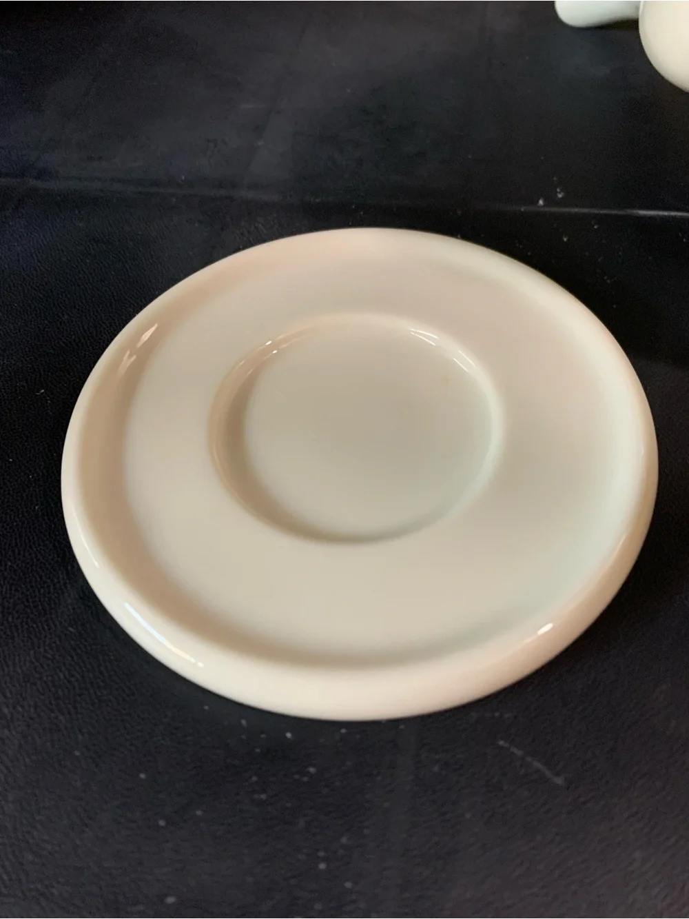 Partylite White Porcelain Holly Leaf Cafe Candle Holders  P7256 NEW in Box